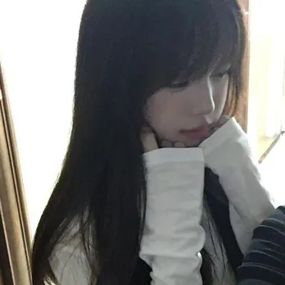 hold 專輯封面