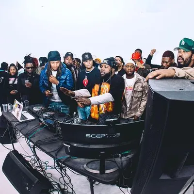 BOOGIE DOWN 專輯封面