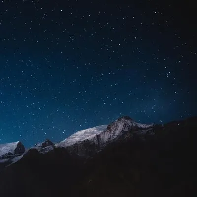 星 月 夜
