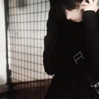 難受 專輯封面