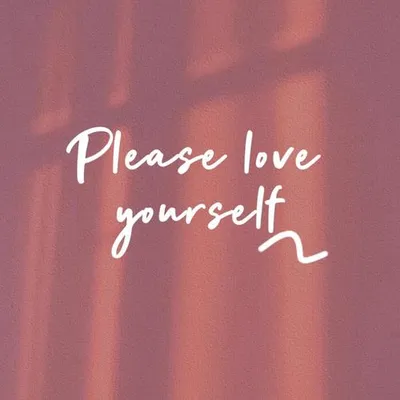 please love yourself 專輯封面
