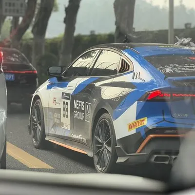 仍舊不願醒來